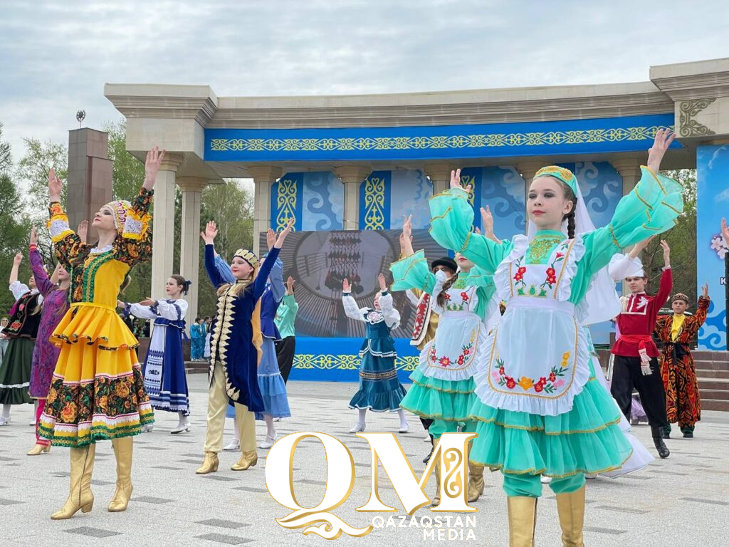 Этно-калейдоскоп: День единства народа Казахстана отмечают в Петропавловске