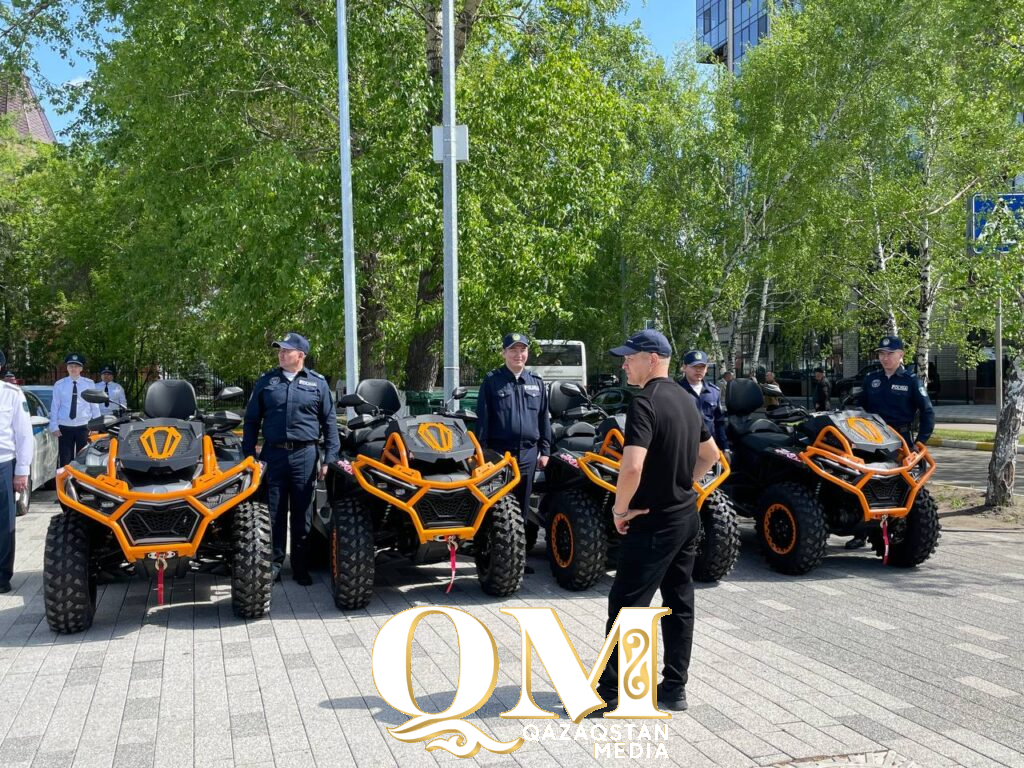 Броневики, квадроциклы и новые машины получили полицейские СКО