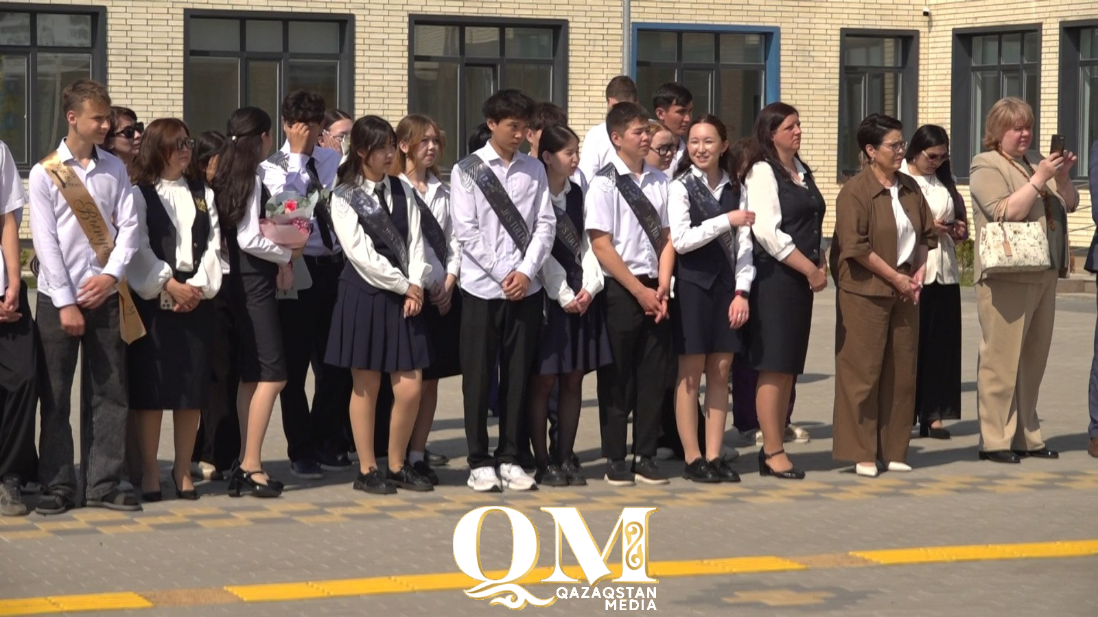 Петропавлдағы «Келешек мектебі» алғашқы түлектерін ұшырады