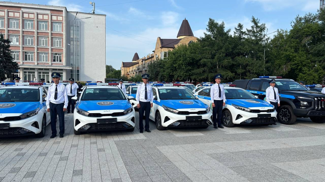 СҚО полицейлеріне 100 су жаңа қызметтік автокөліктің кілті табысталды