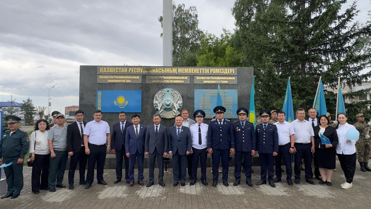 Тайынша ауданында Мемлекеттік рәміздер күні кең көлемде аталып өтті
