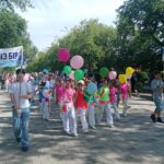 Петропавлда 300-ге жуық баланың басын қосқан шеру өтті