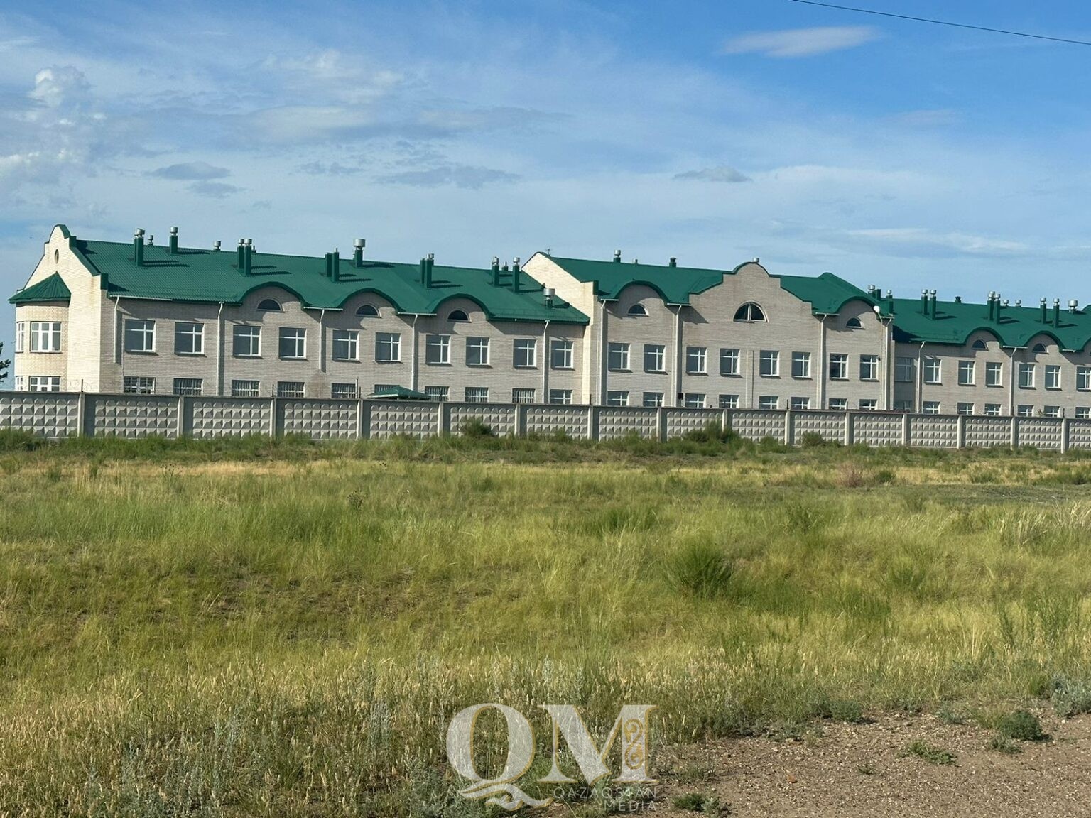 Бывший тубдиспансер в Новоишимском выставили на продажу