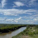 За свалку возле реки оштрафовали бизнесмена, наказали чиновников и полицейских в СКО