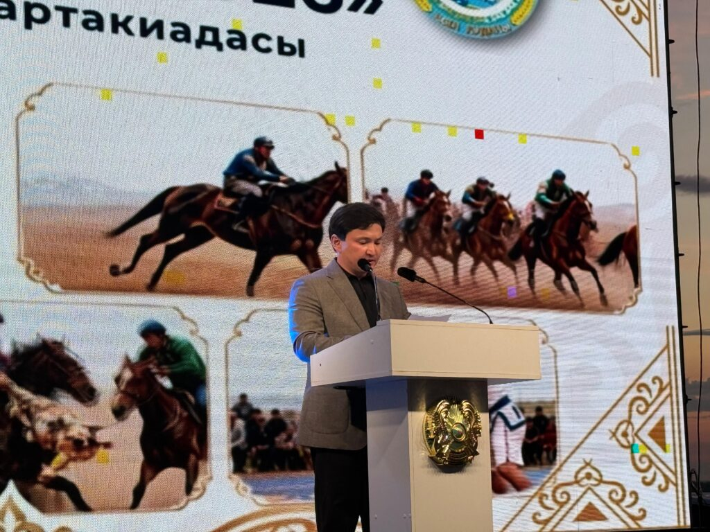Спортсмены Тайыншинского района делают ставку на борьбу и скачки на областной спартакиаде