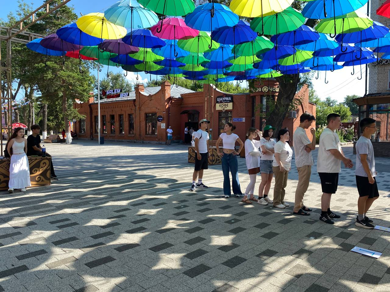 Петропавлда Конституция күніне орай көшеде квест ұйымдастырылды