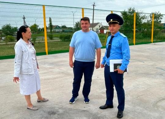 Как бизнес строит стадионы и ремонтирует дороги на севере Казахстана