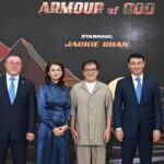 Аида Балаева поздравила Джеки Чана с началом съемок в Казахстане