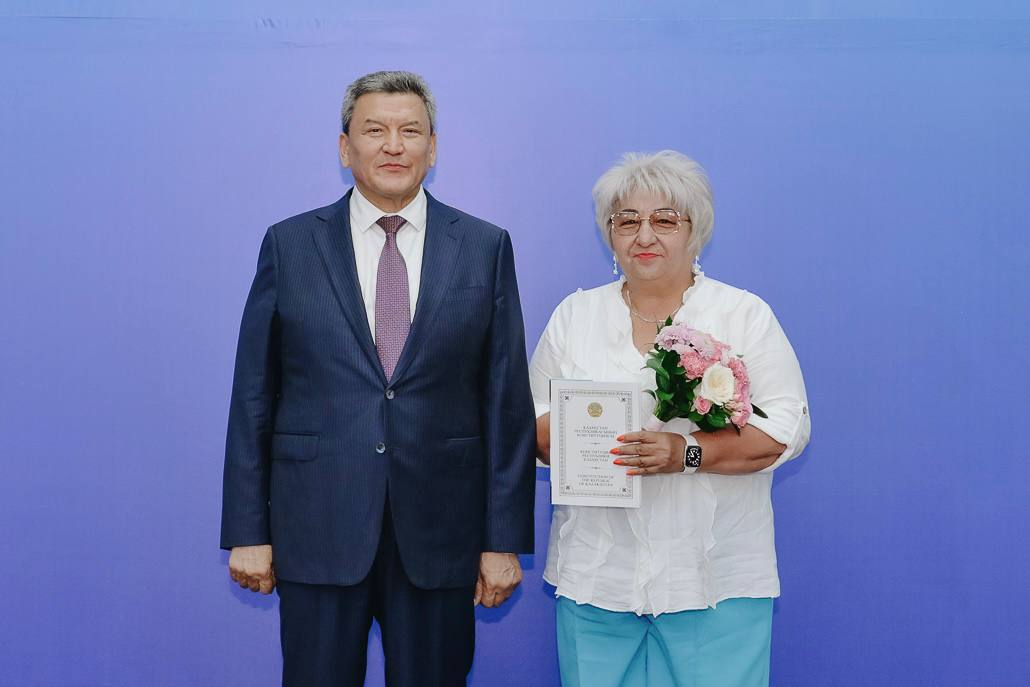 «Конституция работает на человека», - директор школы Петропавловска