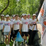 Собрать мусор на бегу и продолжить пословицу предложили молодежи Петропавловска