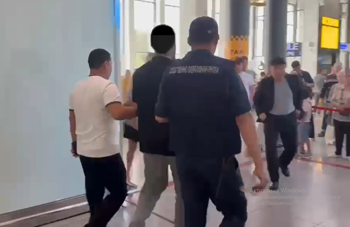 СҚО полицейлері Түркияда халықаралық іздеуде жүрген күдіктіні ұстады