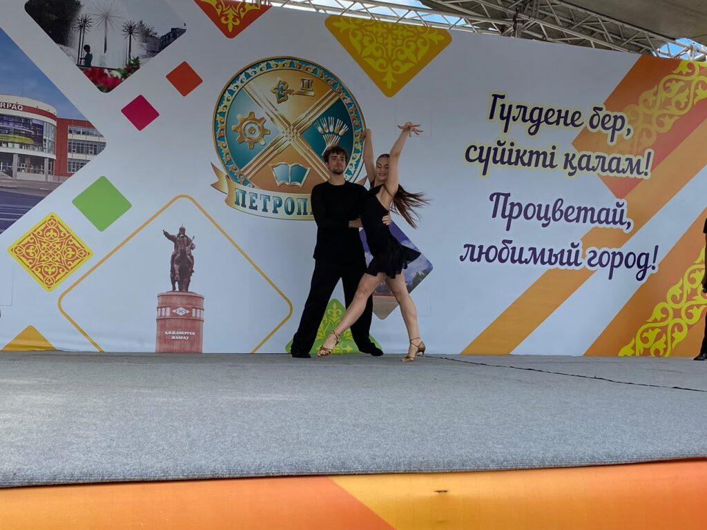Школа хореографии, воспитавшая чемпионов мира, вывела Петропавловск на танцпол