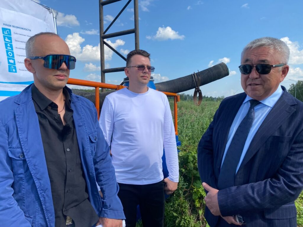 Тина уйдет? Очистить озеро Пестрое обещают к следующему лету