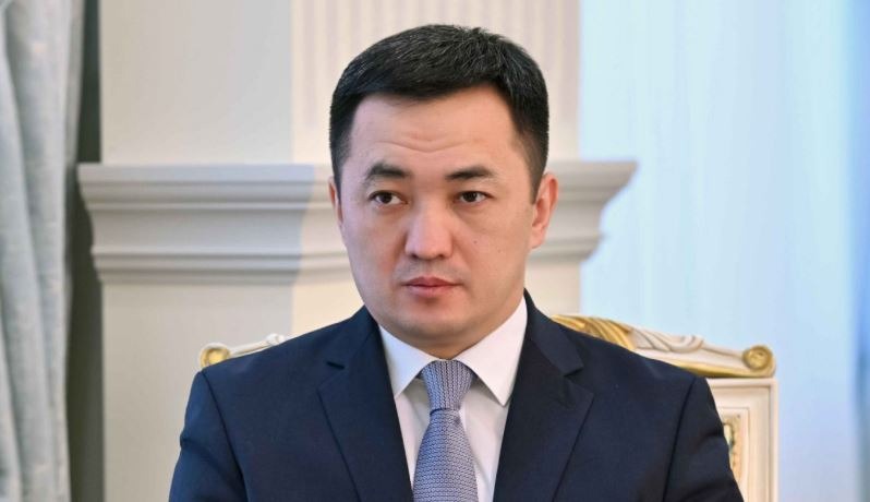 Токаев предложил кандидатуру Айбека Дадебая на пост председателя курултая