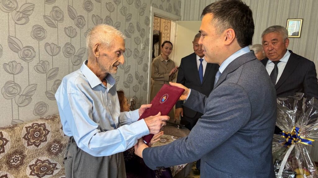 Ровесник Северо-Казахстанской области Аслан Нехай отметил 90-летний юбилей