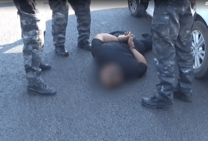 Петропавлға 120 грамм синтетикалық есірткі әкеле жатқан ер адам ұсталды