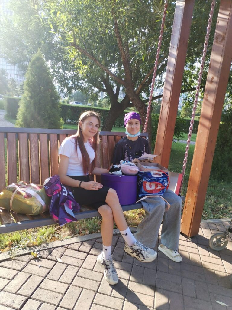 30 млн тенге необходимо для борьбы с раком 15-летней Тане Ложкиной из Петропавловска