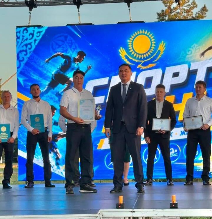 Жаппай жүгіру мен жарыстар: Жамбыл ауданында Спорт күні аталып өтті