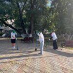 СҚО жастары адам көп жүретін саябақты күл-қоқыстан тазартты