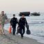 Более 250 человек и 20 воздушных судов участвуют в поиске военных на Каспии