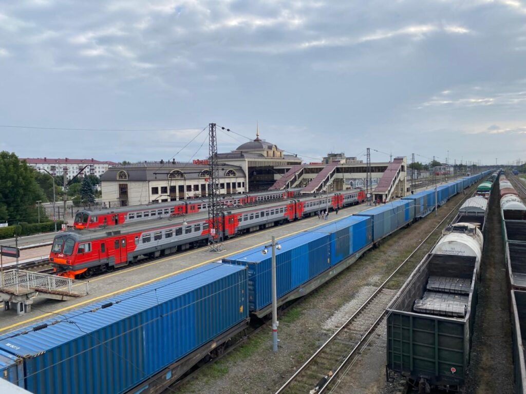 Проход закрыт! Пешеходный мост в Рабочем поселке хотят демонтировать