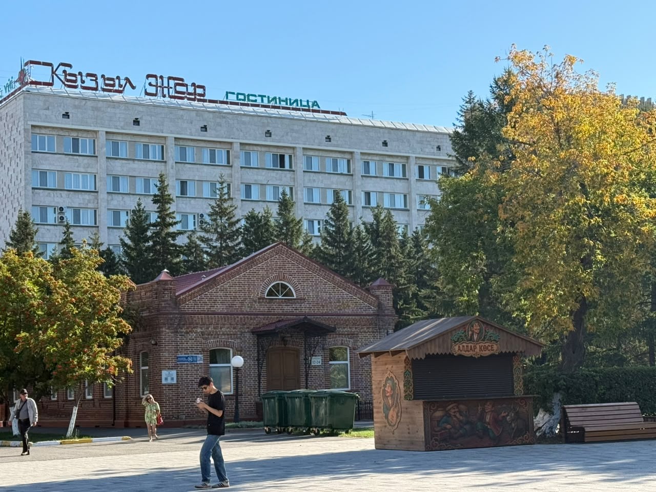 Более 4 тысяч иностранцев остановились в гостиницах СКО за полгода — кто приезжает в регион