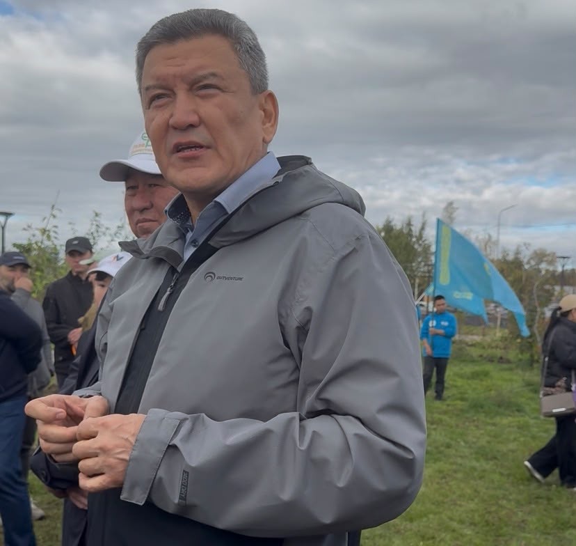 "Чай пить тяжело, потеешь", - о трудностях при строительстве спортивных объектов высказался аким СКО