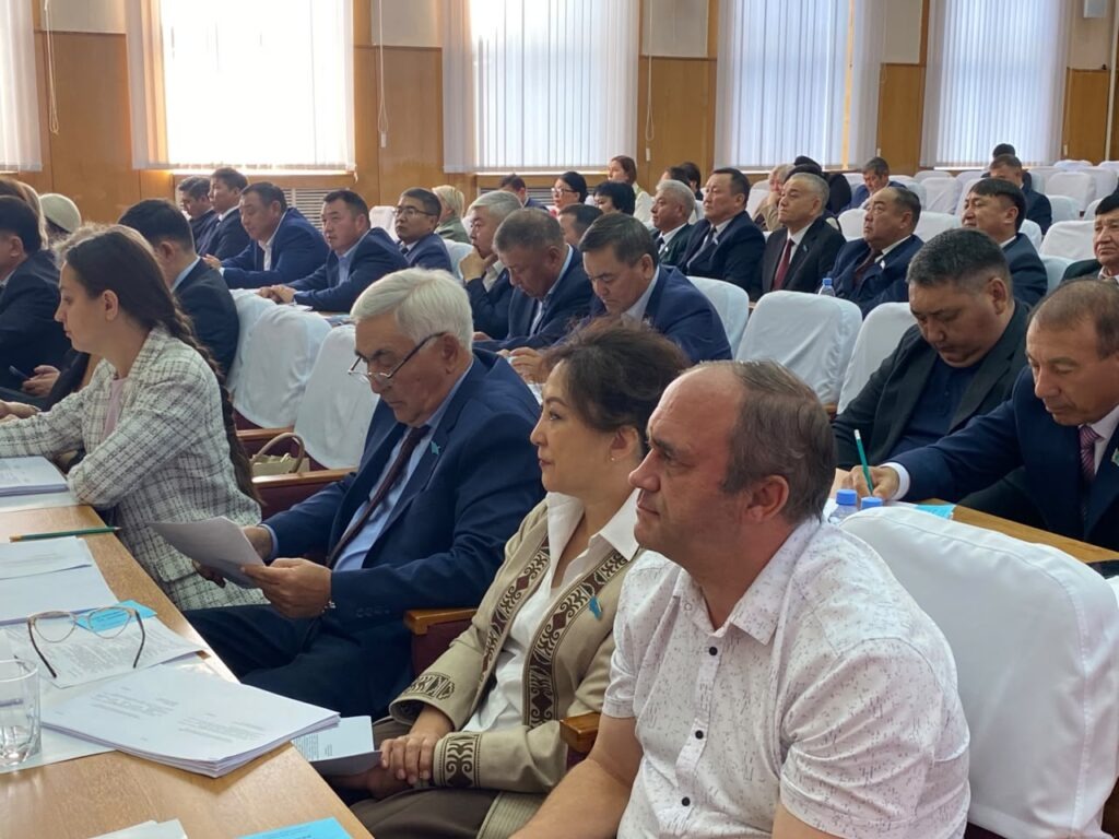 Чистота за счет бизнеса. Магазинам и офисам нарезали новые метры ответственности в СКО