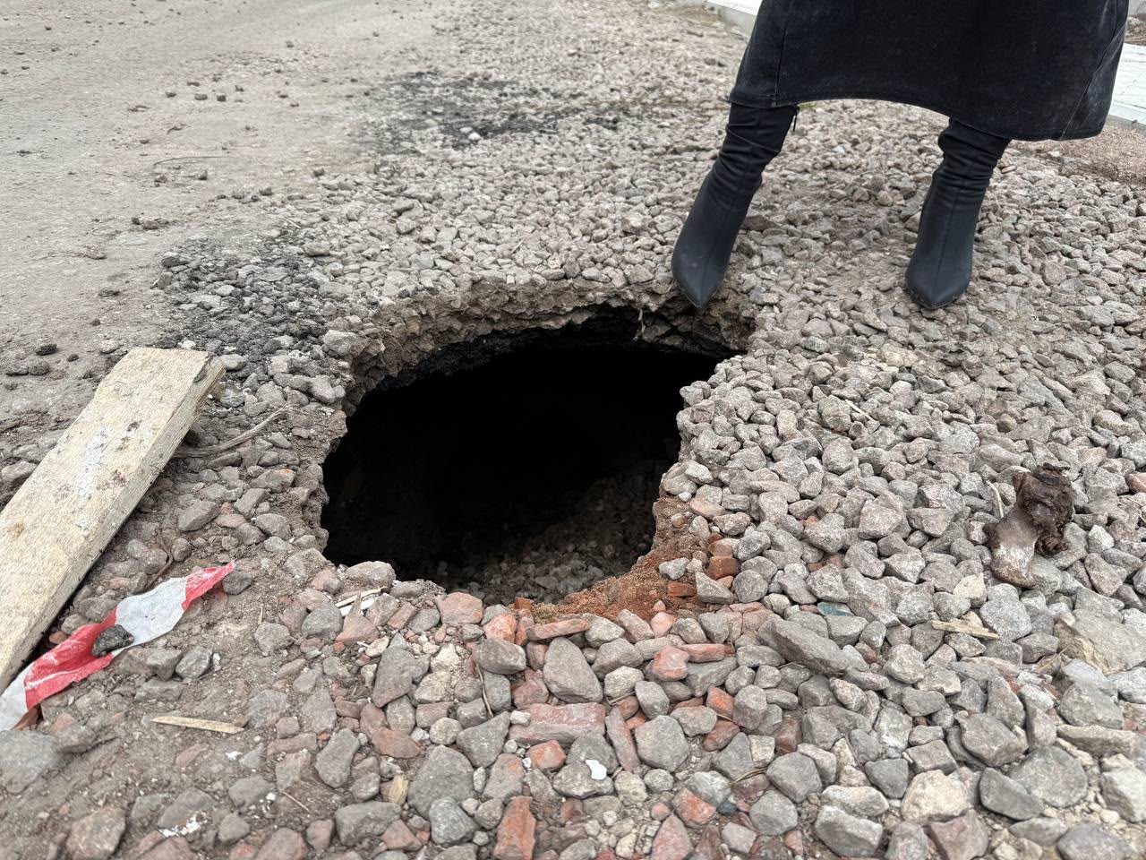 Без права на раскачку - за 5 часов заставят закрывать опасные люки коммунальщиков в СКО