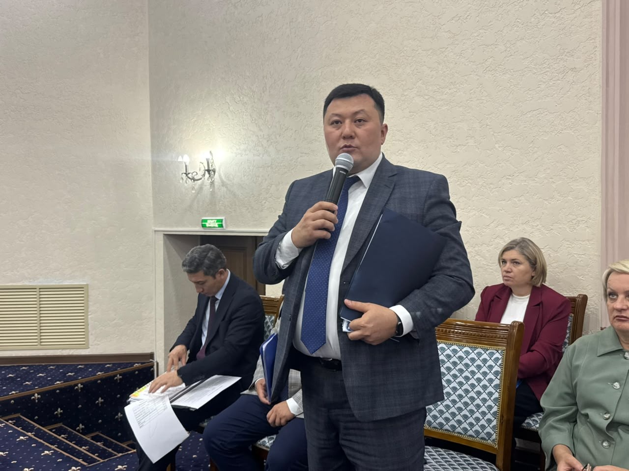На Айыртаускую больницу, клинику «Приишимье» и частные стоматологии больше всего жалуются в СКО