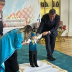 Республика күні: жеті бүлдіршіннің тұсауы кесілді