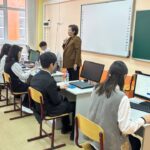 Мұғалім қағаз толтырумен емес, бала тәрбиесімен айналысуы керек