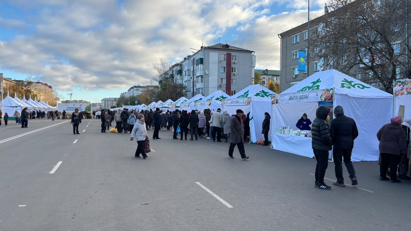 Петропавлда өткен ауыл шаруашылығы жәрмеңкесінде мың тоннадан астам өнім саудаланды