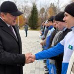Аким СКО проводил 20 земляков в десант, где когда-то служил сам