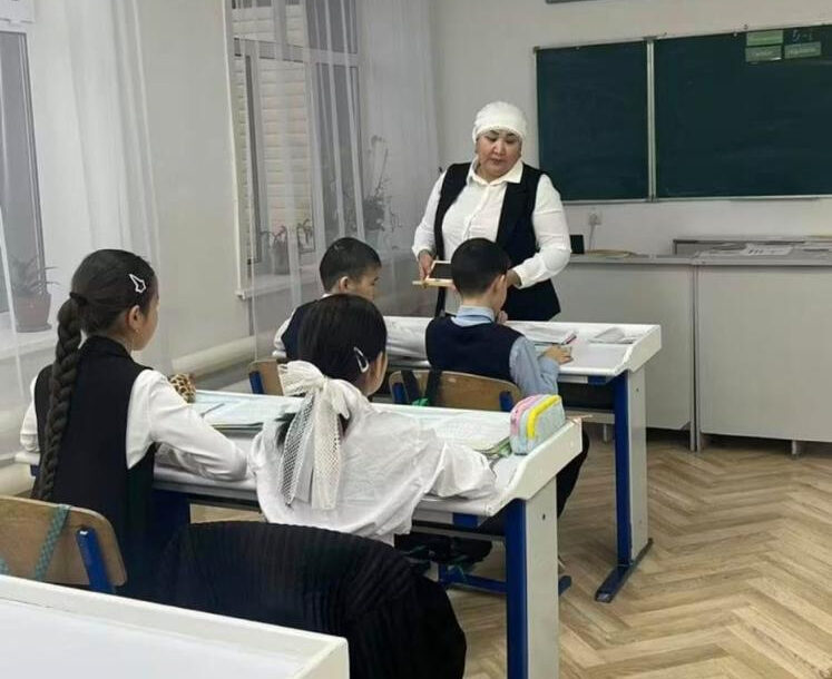 Ауыл мектебінде математикаға қызығушылық оятқан мұғалім
