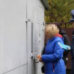Три года искали хозяйку заброшенного гаража, который превратился в свалку в Петропавловске