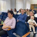 Казенные стены не заменят маму — 300 детей ждут своих родителей в СКО