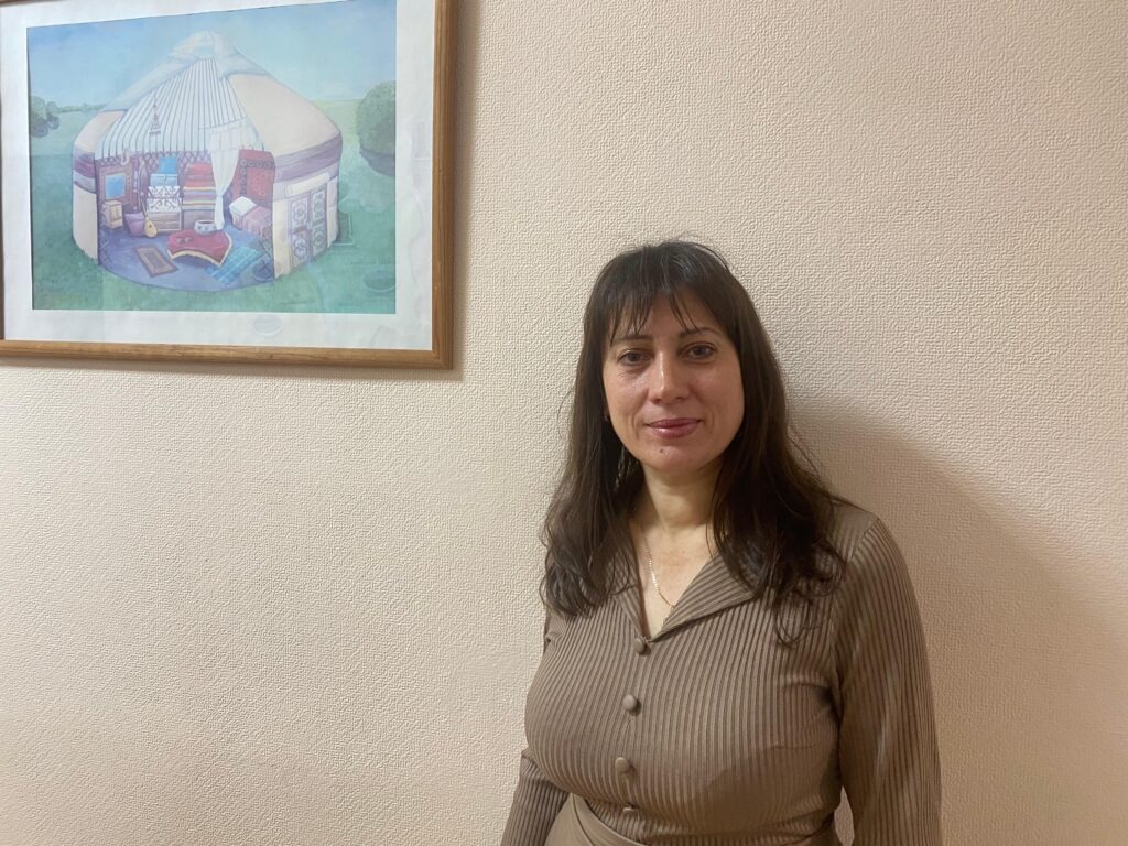 Казенные стены не заменят маму - 300 детей ждут своих родителей в СКО